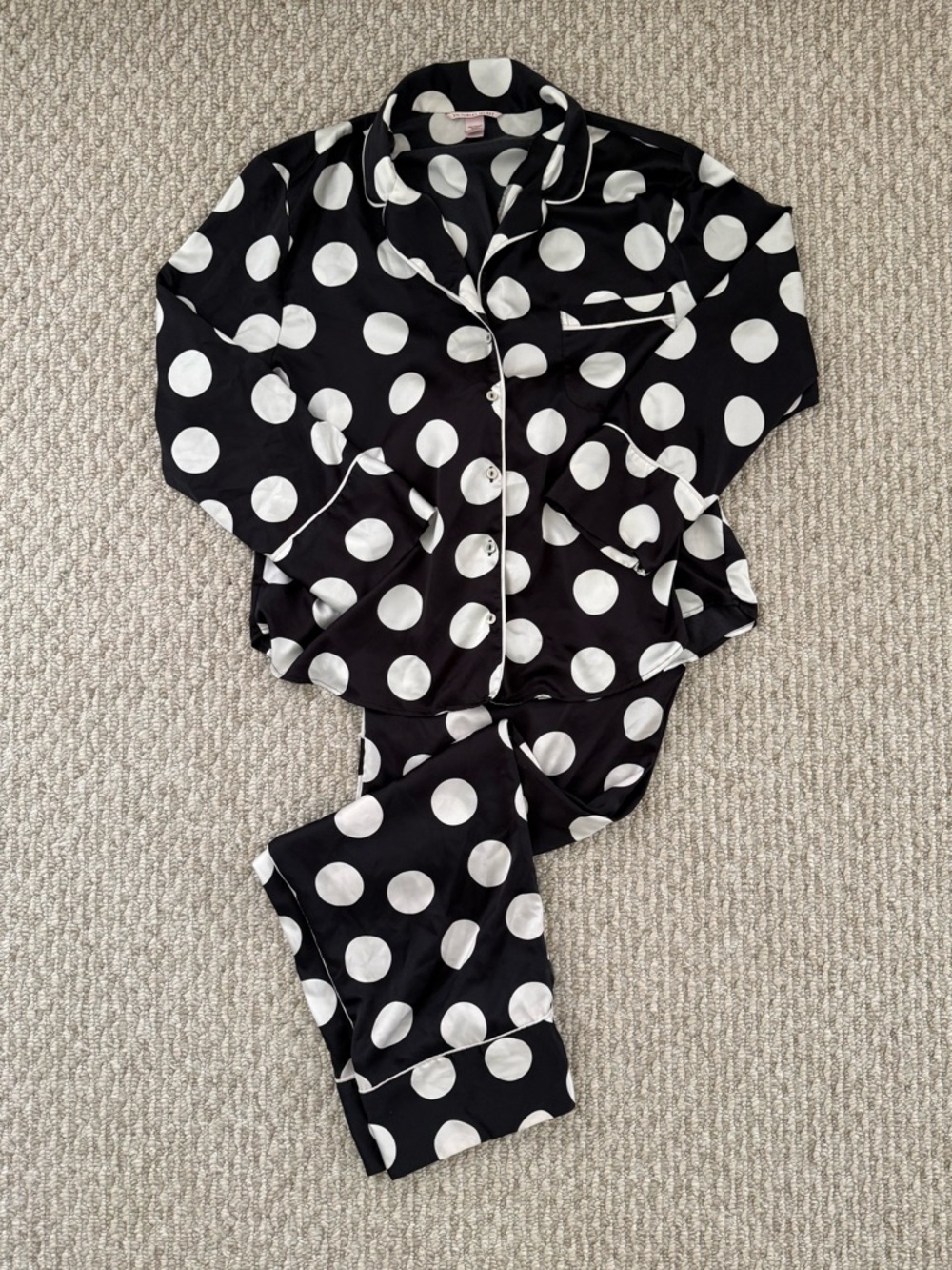 Victoria’s Secret Black Polka Dot Satin Pajama Set - Picture 2 of 10